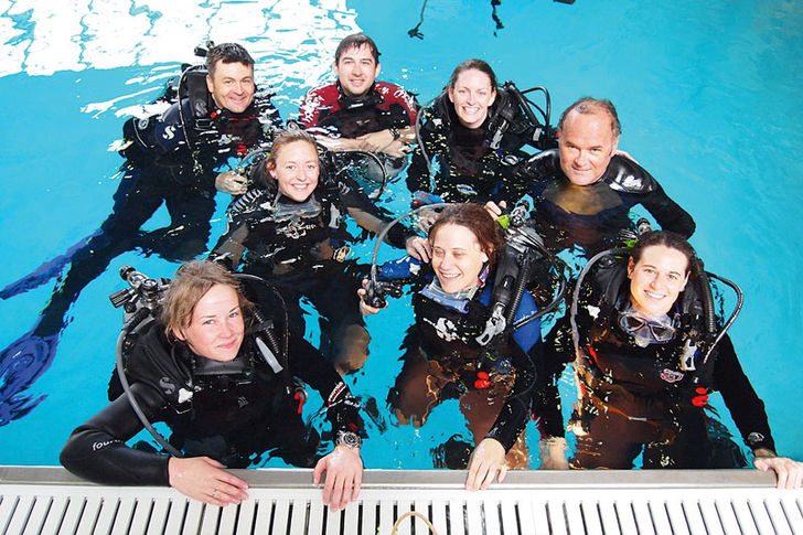 Glade kandidater på the Smithsonian Scientific Diving Course der er målrettet til videnskabsfolk, der har brug for at udføre feltarbejde under vandet. OWUSS-scholarship – Ingrids dagbog oktober