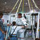Der er et let overtryk inde i rumdragten – både under træningen i poolen og i rummet. Det er som at være inde i en ballon og kræver en del tilvænning. Space walk under vandet – NASA Neutral Buoyancy Laboratory