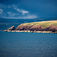 Isle of Man er en grøn ø, der omgives af høje episke klipper. Det er et imponerende syn midt i det Irske Hav. Isle of Man – brugdernes ø