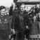 Günther Seraphim sammen med Birger Blikø og søsteren Frida, da han kom tilbage for at deltage i bjærgningsforsøget i 1943. Unikt flyfund – Messerschmitt i Norge