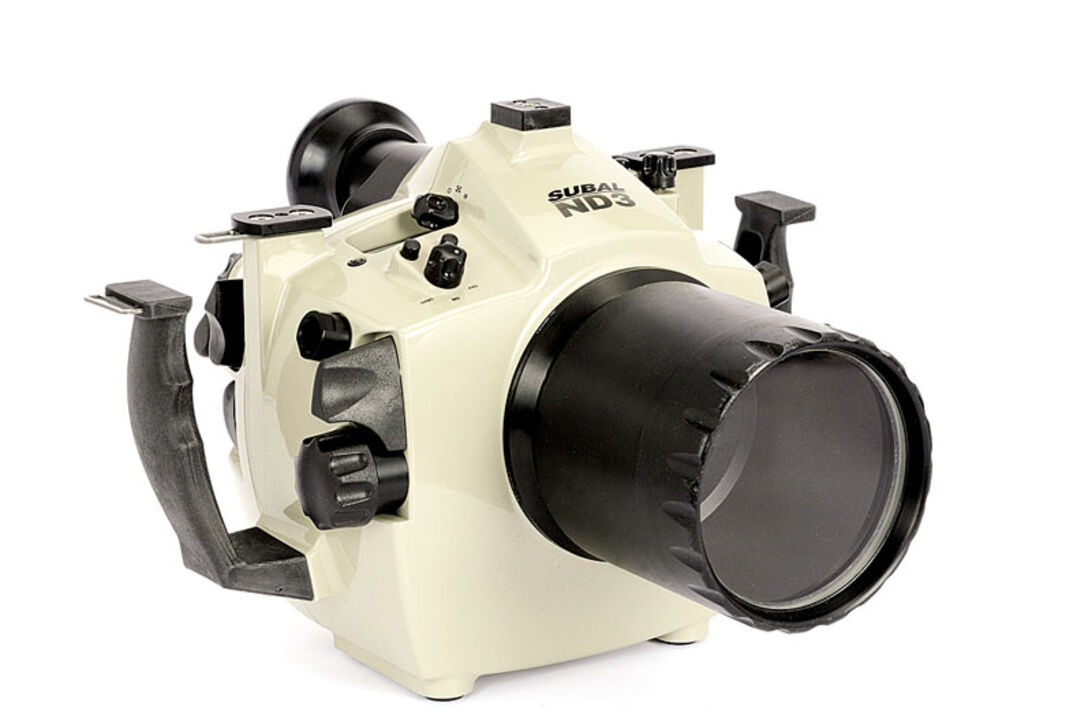 Første dyk med Nikon D3 – proff-fotografens superkamera